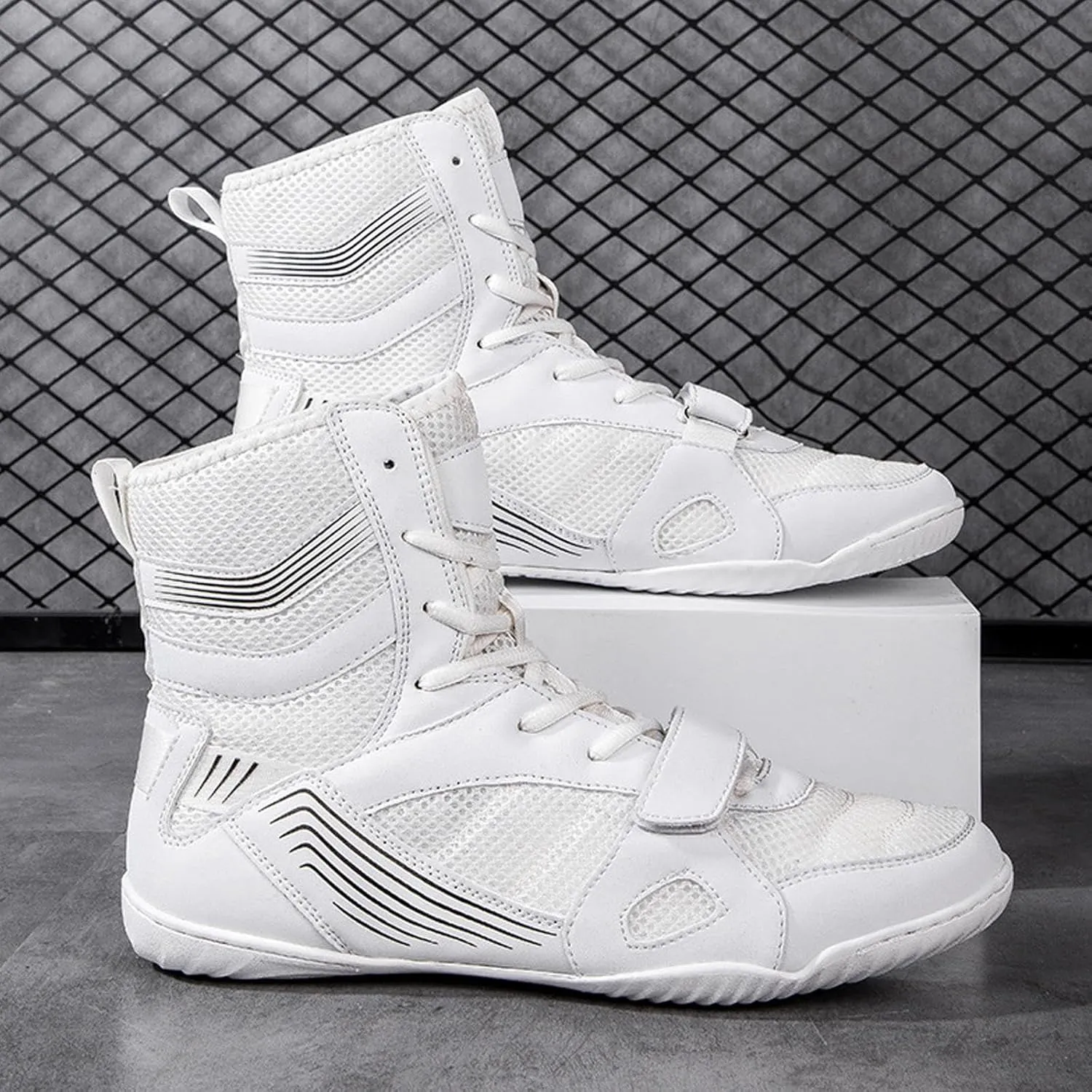 Boxing Shoes Men's Wrestling Shoes Breathable Indoor Fitness Combat Boxers Trainer Boxing Shoes, Anti Slip Wear-resistant Martial Arts Boots