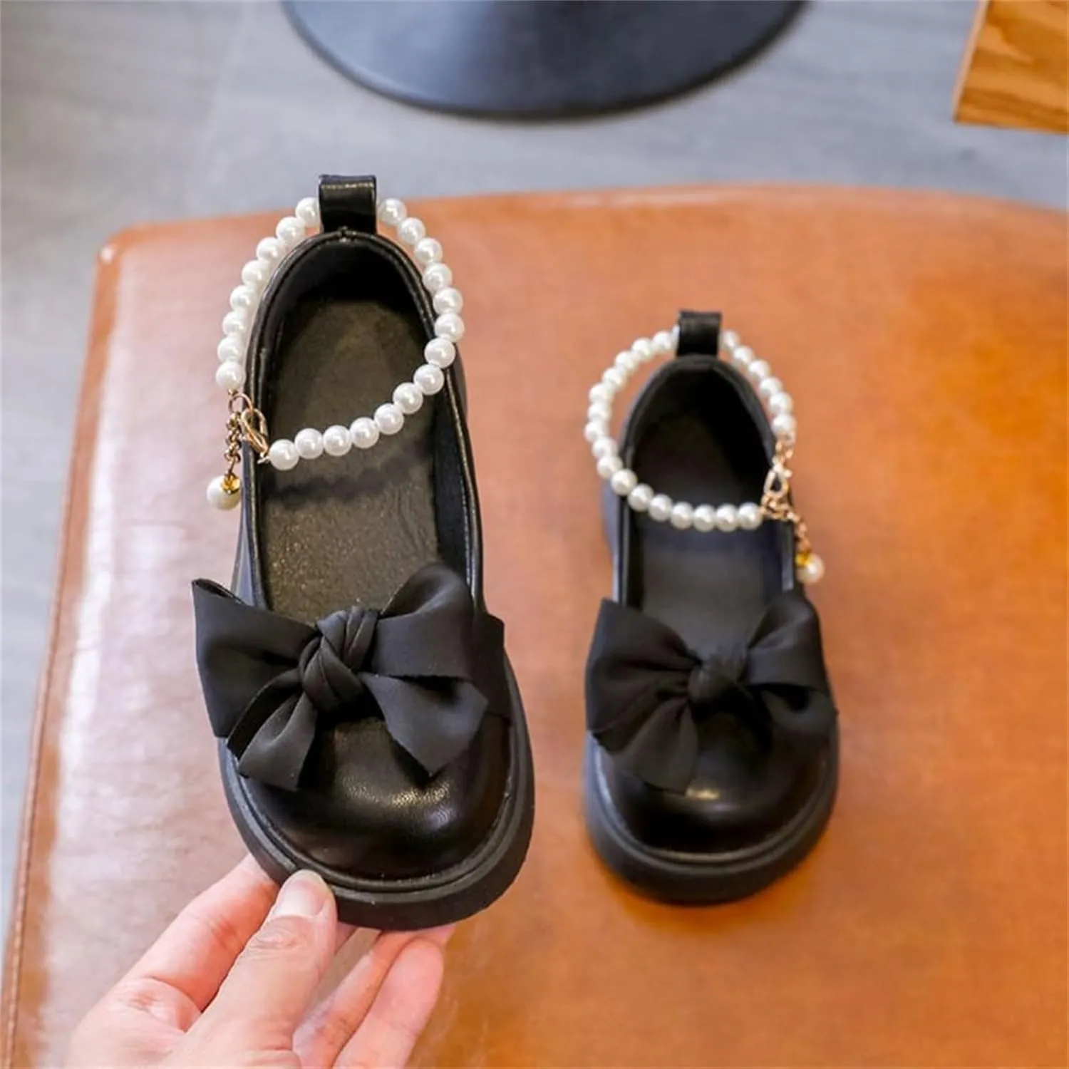 Girls Flat Shoes Princess Bowknot Dress Up Shoes Kids Thick Soft Sole Leather Heel Wedding Shoes with Pearl Buckle